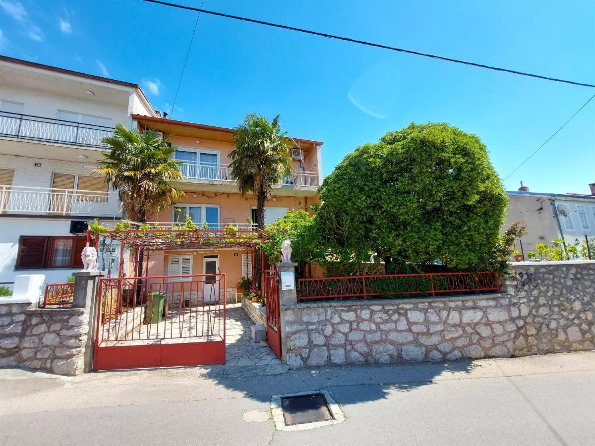 Apartment Tamarut Crikvenica Exterior foto